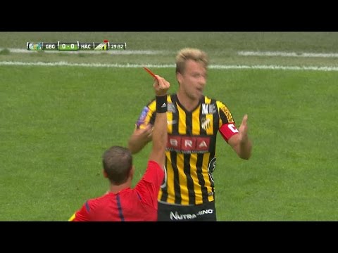 Sudic får rött kort efter ful tackling på Riski - TV4 Sport