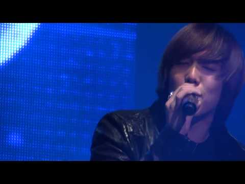 2010 11 27 FTIsland Beautiful Journey Concert - Frist Kiss 2(Always Be MIne)