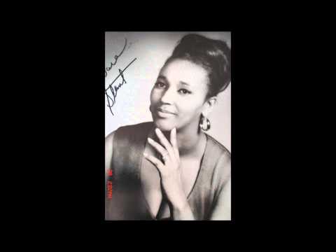 Barbara Stant'..HUNG ON'....Live*