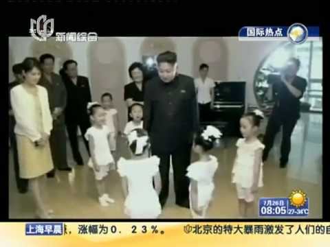 朝鲜官方媒体首次公布金正恩김정은Kim Jong-un夫人相貌