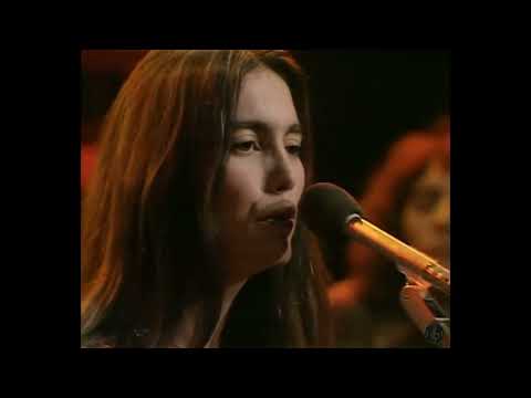 Emmylou Harris - 09 - Ooh Las Vegas - Live In London - 1977