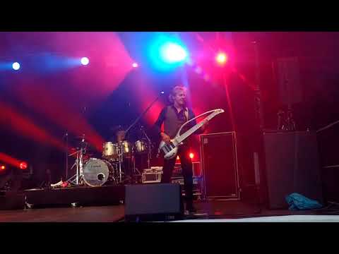 Das ist ein Mitschnitt aus Kassel von der Münchner Freiheit Live