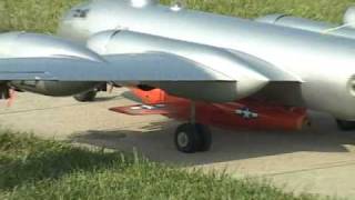 preview picture of video 'B-29 with X-1 Rocket; RC model'