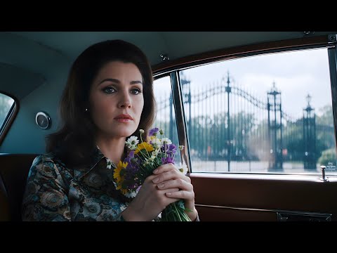 Elvis Was Handed Flowers From Priscilla — He Held Them Like a Goodbye