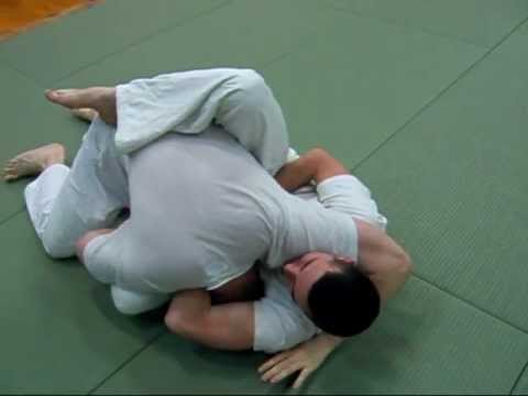 Front Choke 前裸締め