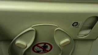 En el baño de un avión KLM