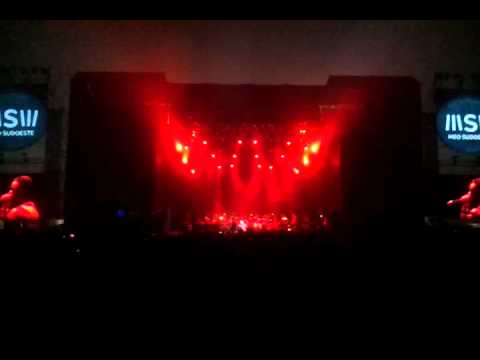 ORELHA NEGRA, SAM THE KID & REGULA - CASANOVA (MEO SW 2013)