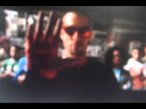 i gotta feeling The Black Eyed Peas vs. the club can't handle me Flo Rida