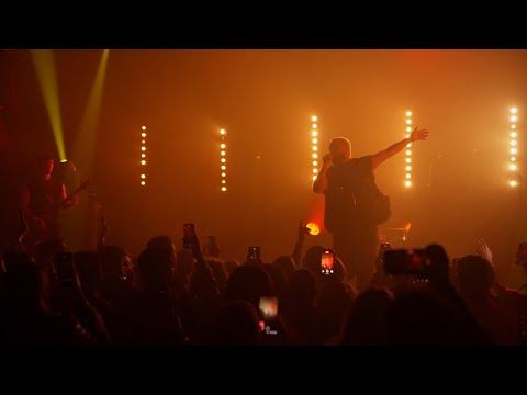 Aaryan Shah - Renegade (Live in Paris @ The Somewhere In The Unknown World Tour)