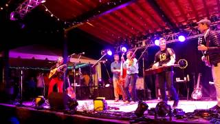 The Infamous Stringdusters Live From The Festy Experience- Colorado