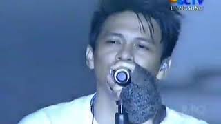 Download lagu Noah - Separuh Aku Konser 2 Benua 5 Negara mp3 Download lagu Noah - Separuh Aku Konser 2 Benua 5 Negara mp3