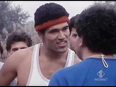 PROFESSIONE VACANZE Ep 6   A qualcuno piace il calcio