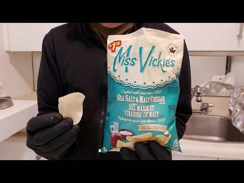 Miss Vickie's SALT & VINEGAR Chips Review