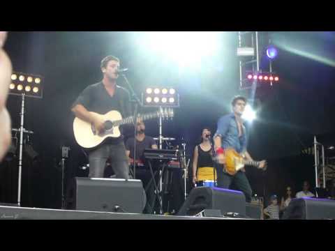 Bastian Baker - Kids off the streets (Gurten festival, 19.07.2014)