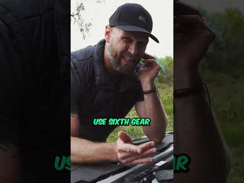 DON'T PUT 33 INCH TYRES ON A HILUX  #short #33inchtyres #4wd #offroad