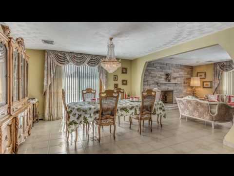 1 Freeman St, Lynnfield MA - Ellen Crawford - Tel 617-599-8090