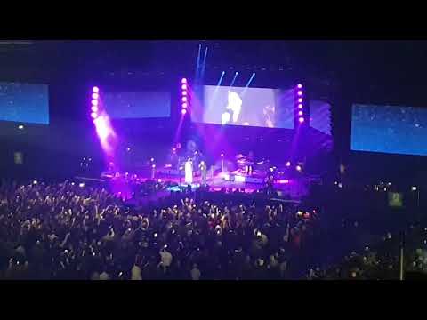 Floor Jansen & Tommy Karevik - Ave Maria @ Raskasta Joulua 2019, Hartwall Arena
