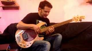 Video thumbnail for Ernie Ball MusicMan StingRay 20th Anniversary Demo Review by lalofierro