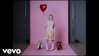Mckenna Grace - Gentleman Music Video - 2160p AM WEB-DL