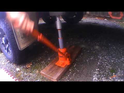 Kojack bottle jack versus scissor jack