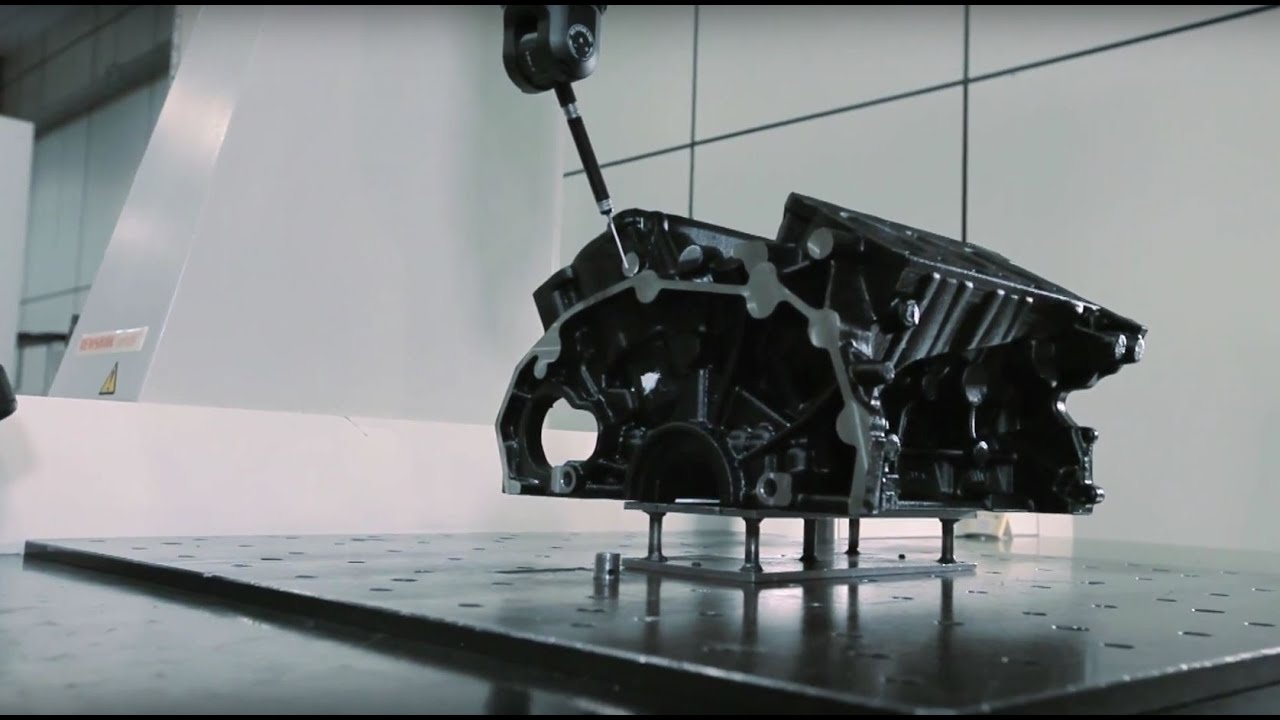 Inovação na indústria: liga metálica para motor de automóvel