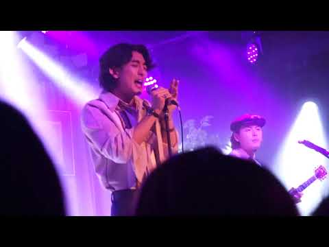 180603 jannabi _ 사랑하긴 했었나요 스쳐가는 인연이었나요 짧지 않은 우리 함께했던 시간들이 자꾸 내 마음을 가둬두네