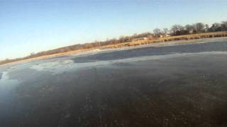preview picture of video 'snowmobile water skip big muskego lake'