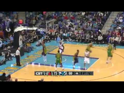Jamal Crawford Cross and Shoot vs Hornets 2012