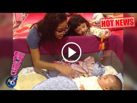 Hot News! Perhatian Arsy Untuk Baby Arsya Bikin Terharu - Cumicam 06 April 2017