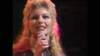 Faith Hill   Let's Go To Vegas   Grand Ole Opry