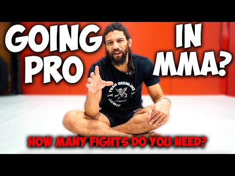 How Many Amateur MMA Fights Do You Need Before Turning Pro? | Coach Kajan Johnson #mma #mmafighter