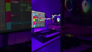 Download lagu Panik Gak? Panik Gak? Paniklah Masa enggak ||TikTokViral mp3