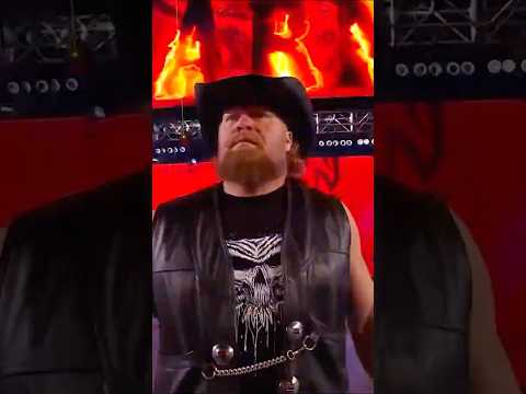 BROCK LESNAR IS BACK!! HERE COMES THE PAIN! 👊 #SummerSlam