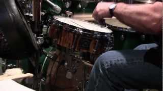preview picture of video 'Outlaw Drums Sound Samples - 5x14 Snare Drum - Medium Tuning'