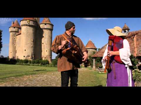 Chateaux de la Loire, Chateau de Sarzay, Musique Medievale par Marie et Regis.