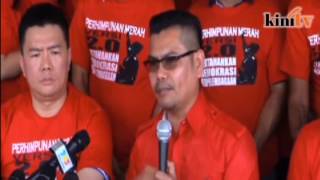 "Maria Chin is the opposition's circus animal"