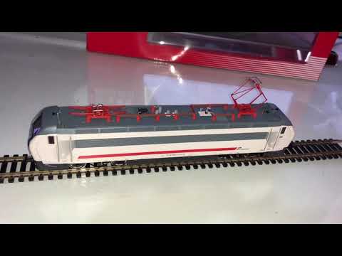 Unboxing E402b Rivarossi.