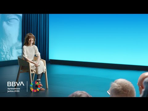 V. Completa. ¿Por qué amamos tanto las historias? Irene Vallejo, filóloga y escritora