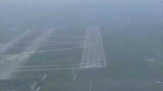 preview picture of video 'TPE_AB6 Rwy23R ILS approach in Fog Taipei'