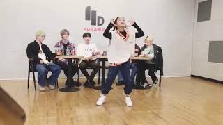 Download lagu Na Haeun Dances to 'Wannabe' (Original by ITZY) mp3 Download lagu Na Haeun Dances to 'Wannabe' (Original by ITZY) mp3