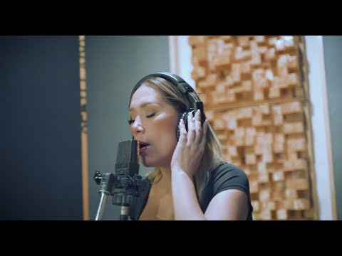 Si yo me vuelvo a enamorar - Angie Chavez