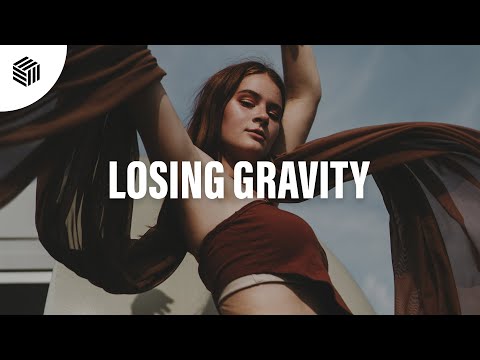 Daniel Santoro & Sergio - Losing Gravity (ft. Sven Falk)
