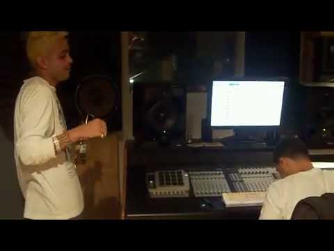 J Alvarez ''El Dueno Del Sistema'' ft. Juno ''The Hitmaker'' - Arriesgate (Official Video Preview)