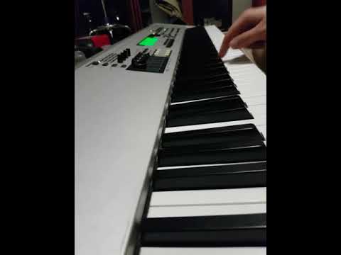 Drum solo with Yamaha MO8 - keydrumming - Rumpu soolo sähköpianolla.