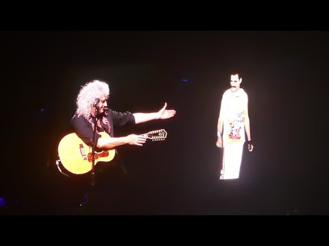 Queen- Brian May with Freddie Mercury video-  Love of My Life - LIVE Birmingham