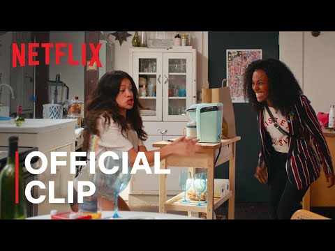 Someone Great Dancing Scene | Gina Rodriguez and DeWanda Wise Dance to Lizzo | Netflix thumnail