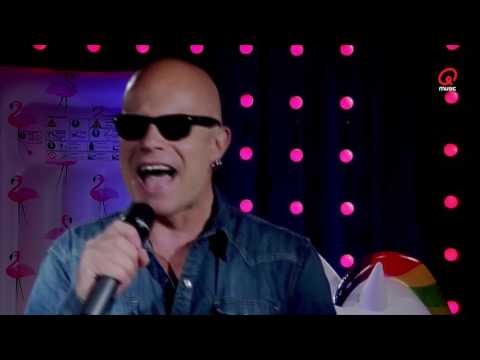 Foute 128: Dinky Toys - I Can't Keep My Hands Off You (Live bij Q)