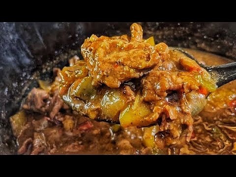 The BEST Slow Cooker Pepper Steak Easy & Tender | Southern Comfort Food #cooking
