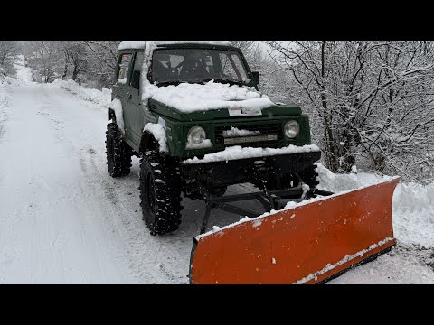 Suzuki Samurai la dezapezire (Lamă făcută acasă