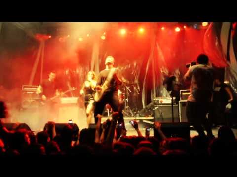 Madame Saatan - Gotas em Caos de Selva Avenida